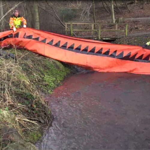 Temporary flood barriers TEMPO-DAM deployment