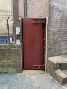 steel flood gate from Lakeside Flood Solutions
