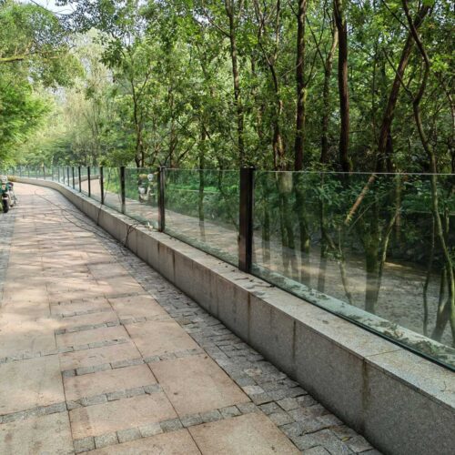Glass flood barriers installed by Lakeside Flood Solutions